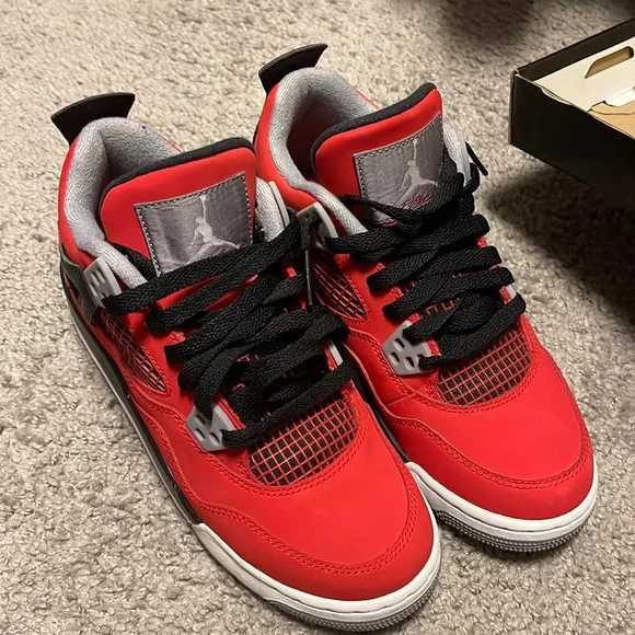 Jordan toro 4s sale